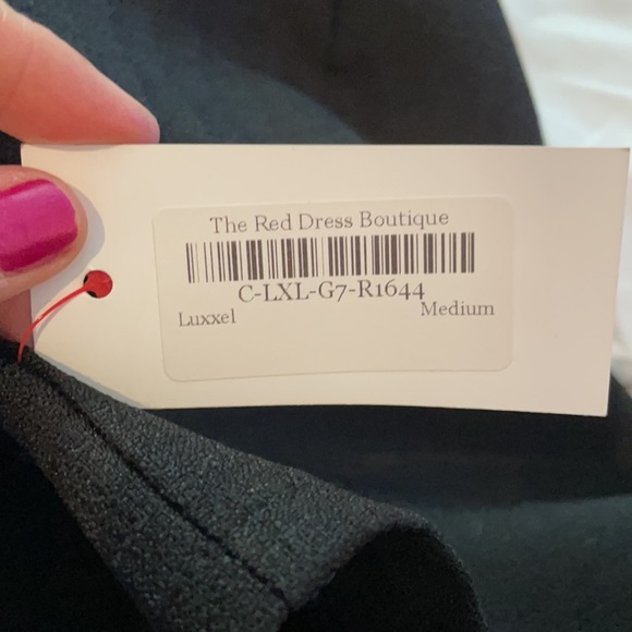 Black cocktail romper with large bow tie - Picture 4 of 5